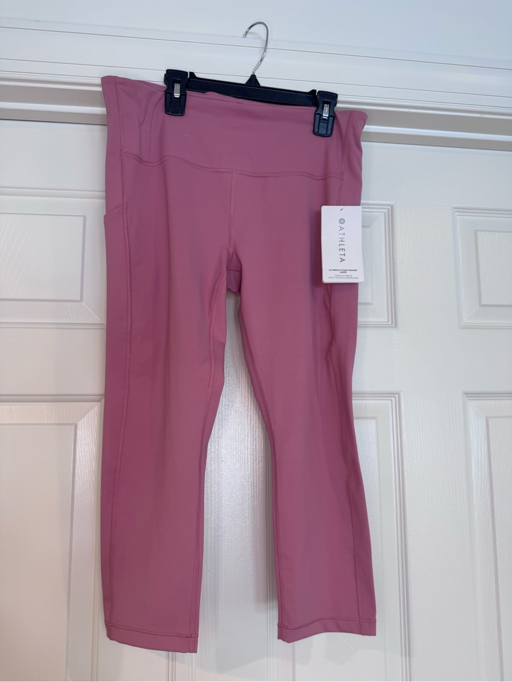 NWT Athleta Woman’s Large Pink Active Leggings Mauve Yoga Pants Slimming Nice Lg